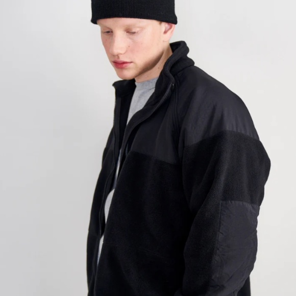 US Army Surplus Cold Weather Polar Tec Fleece - Picture 2 of 6